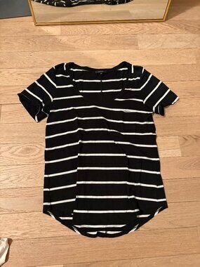 Aritzia Babaton Black and White Stripe Pocket Tee Size S